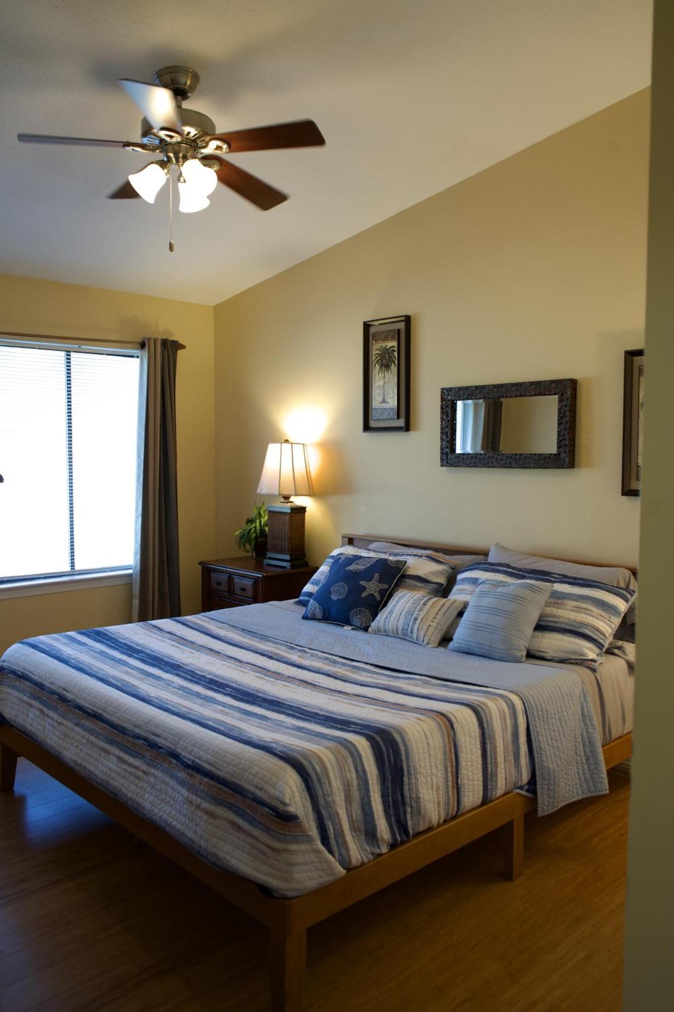 Holiday home 2 Bd 2 And Half Ba Two Story Haven Pet Friendly With Golf Cart *