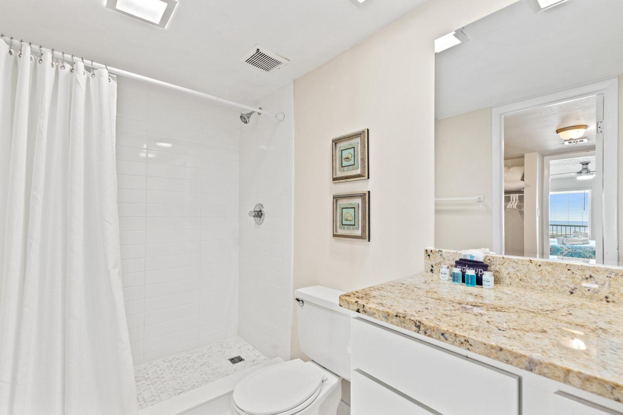 Put Some Vitamin Sea In Your Vacation! Gulf Front Town - Quiet West End *