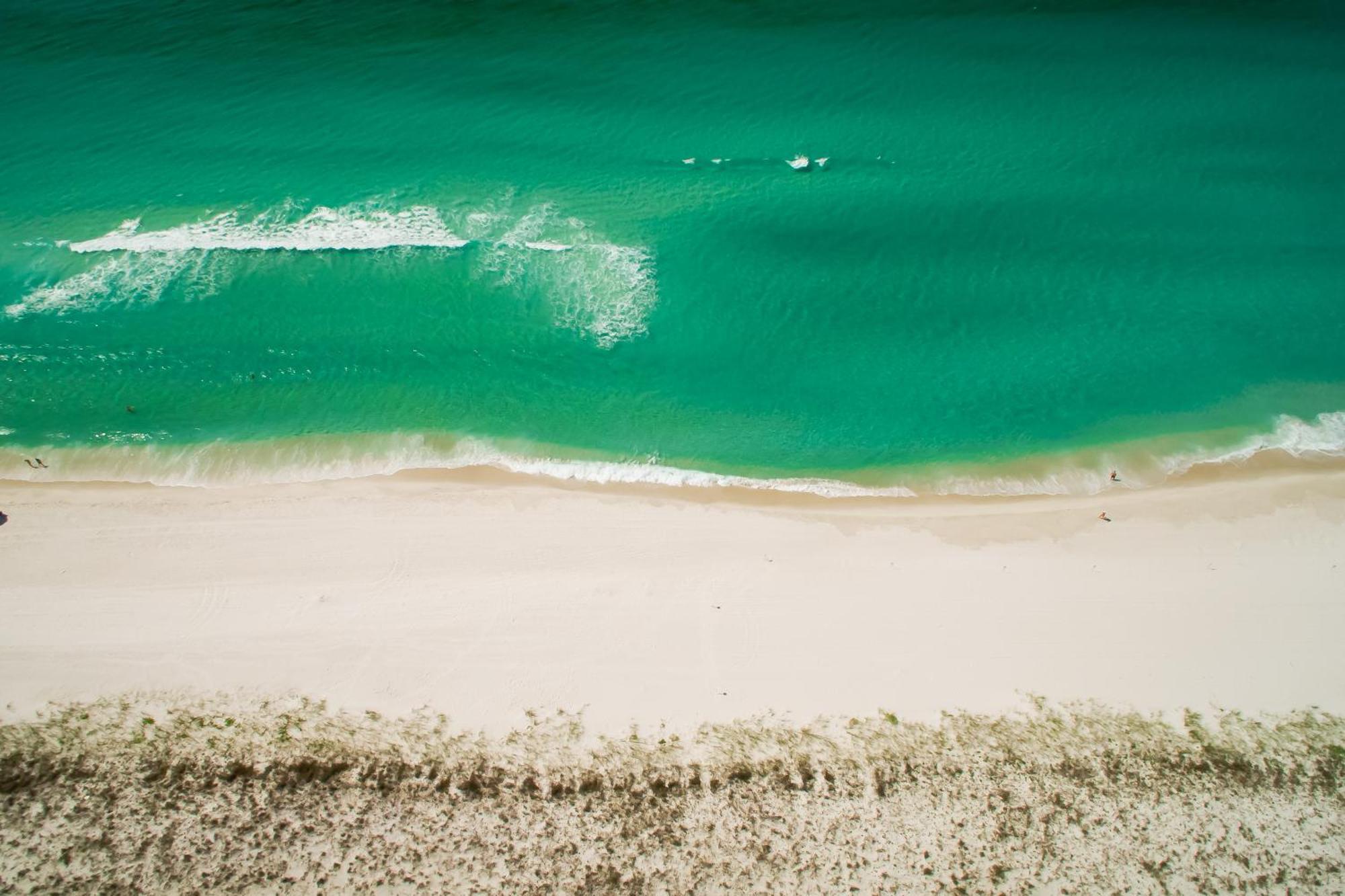 Coastal Hideaway: Cozy Beachfront - Sleeps 4 With Stunning Views! * Panama City Beach