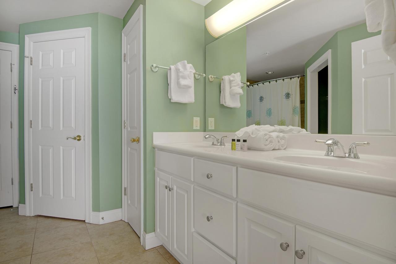 Tropical High-rise With Beachside Pool Access And Free Poolside Wifi - Unit 2004 Panama City Beach