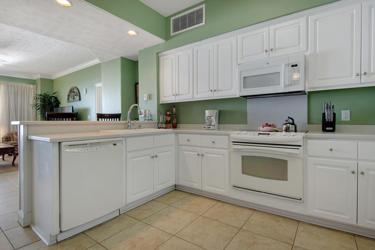 Apartment Tropical High-rise With Beachside Pool Access And Free Poolside Wifi - Unit 2004
