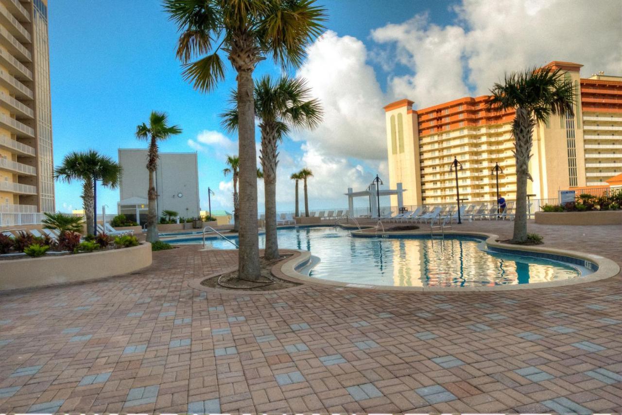 Laketown Wharf 416 By Aneliya
