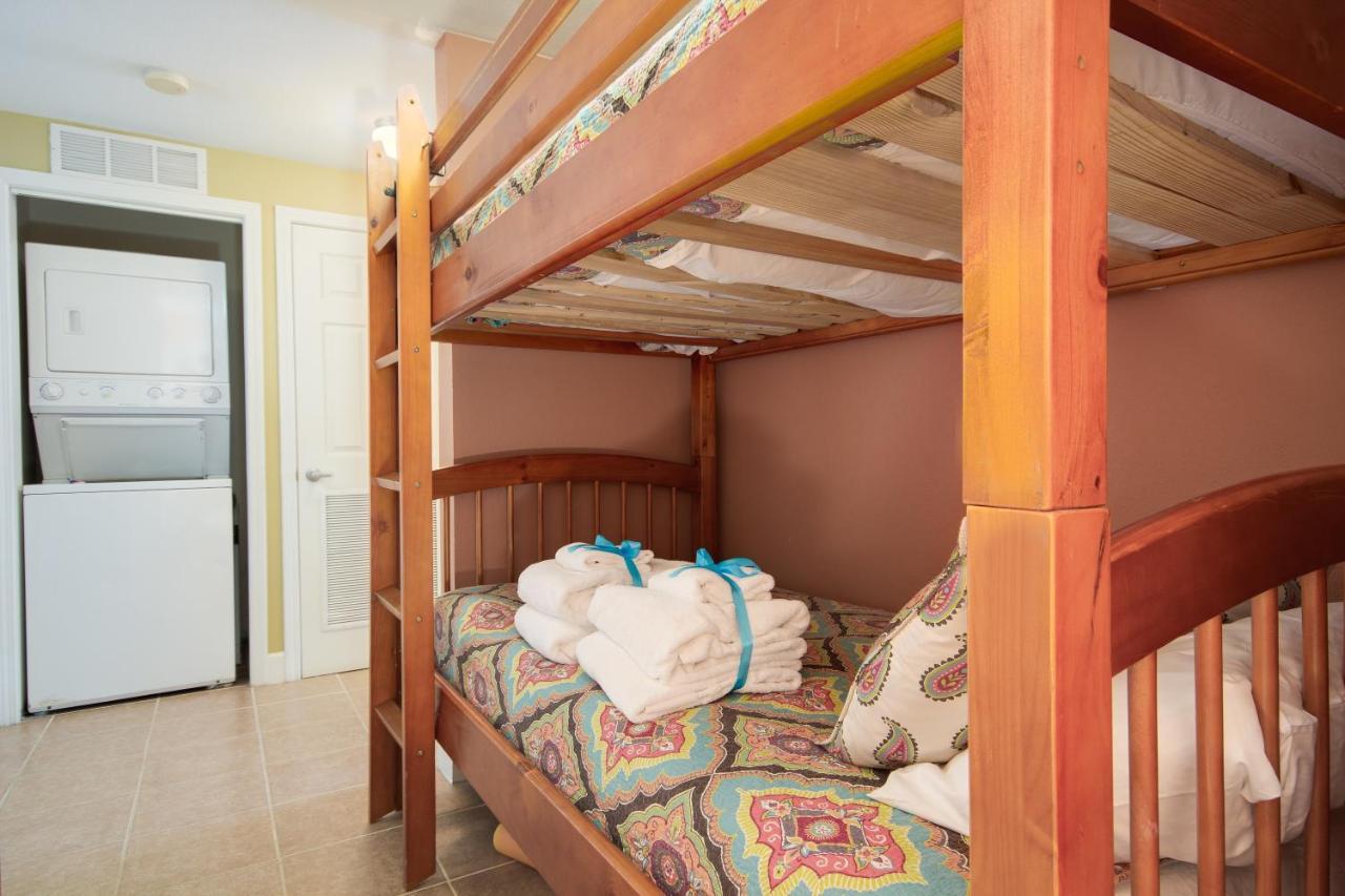 Tidewater Beach 1117 Three Bedroom *