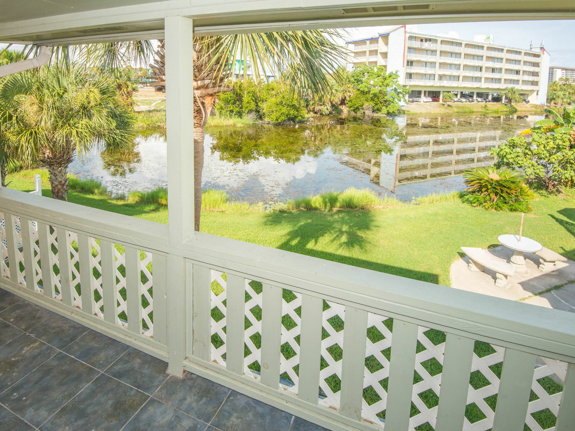 Hotel 110 Gulf Highlands Blvd 663654 By Redawning 3*