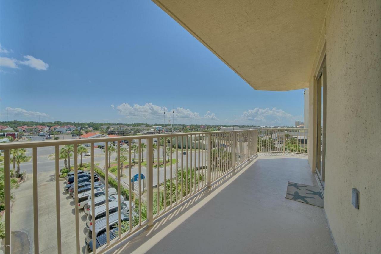 Apartment Cozy With Astonishing View From Spacious Balcony - Unit 0401