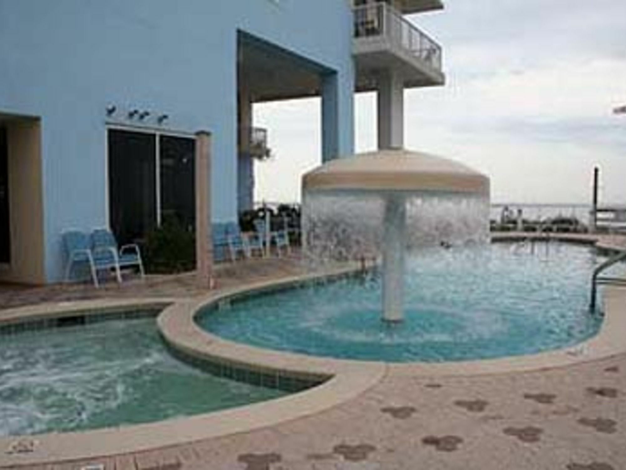 Hotel Majestic Tower 2 2207 280627 By Redawning Panama City Beach