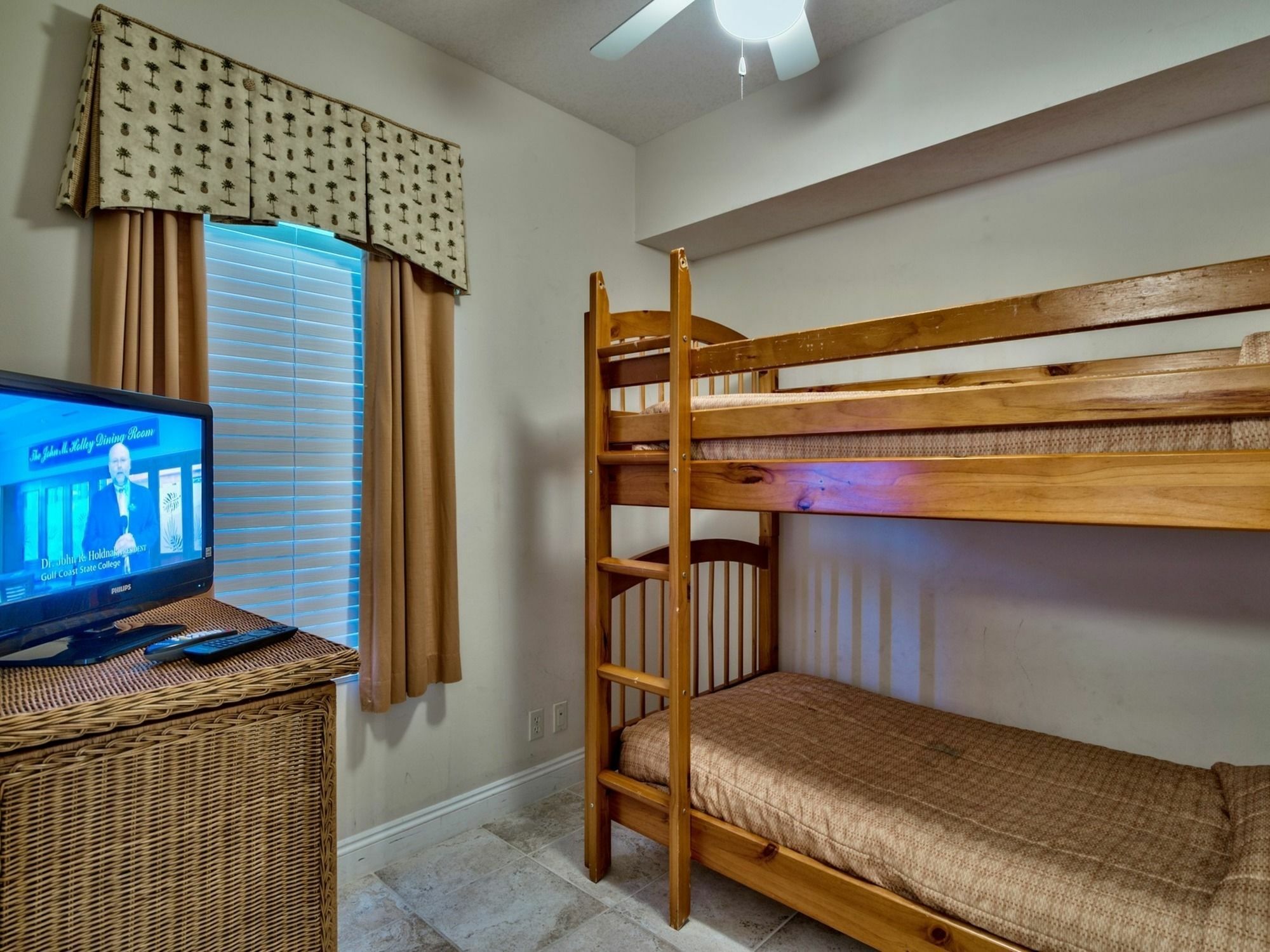 Calypso 1008w 177220 By Redawning 3* Panama City Beach