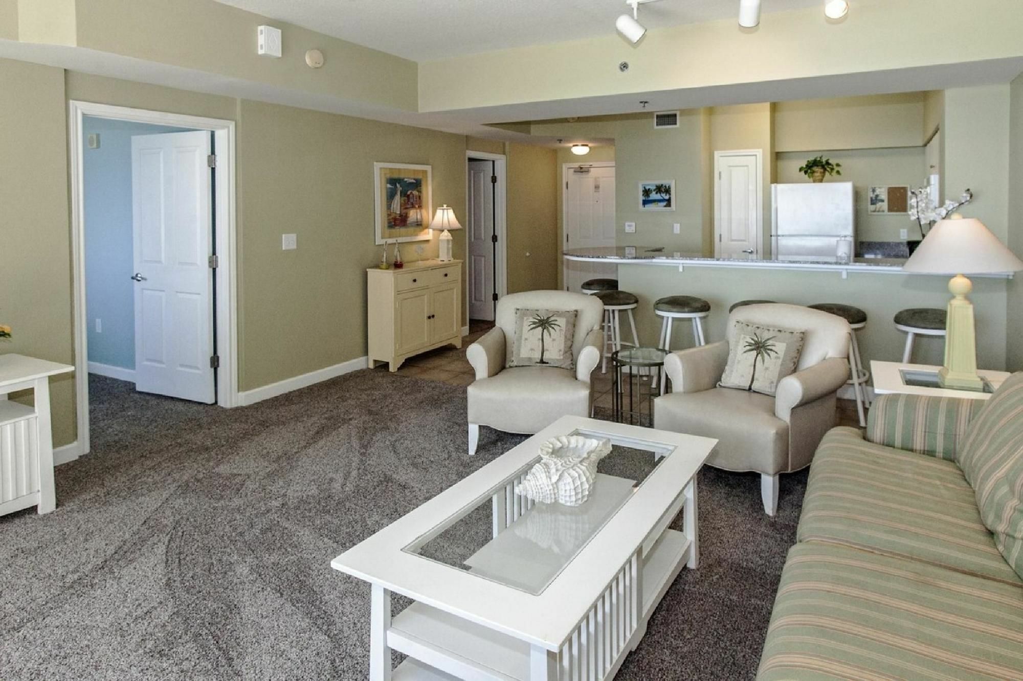 1214 Shores Of Panama Hotel 3*