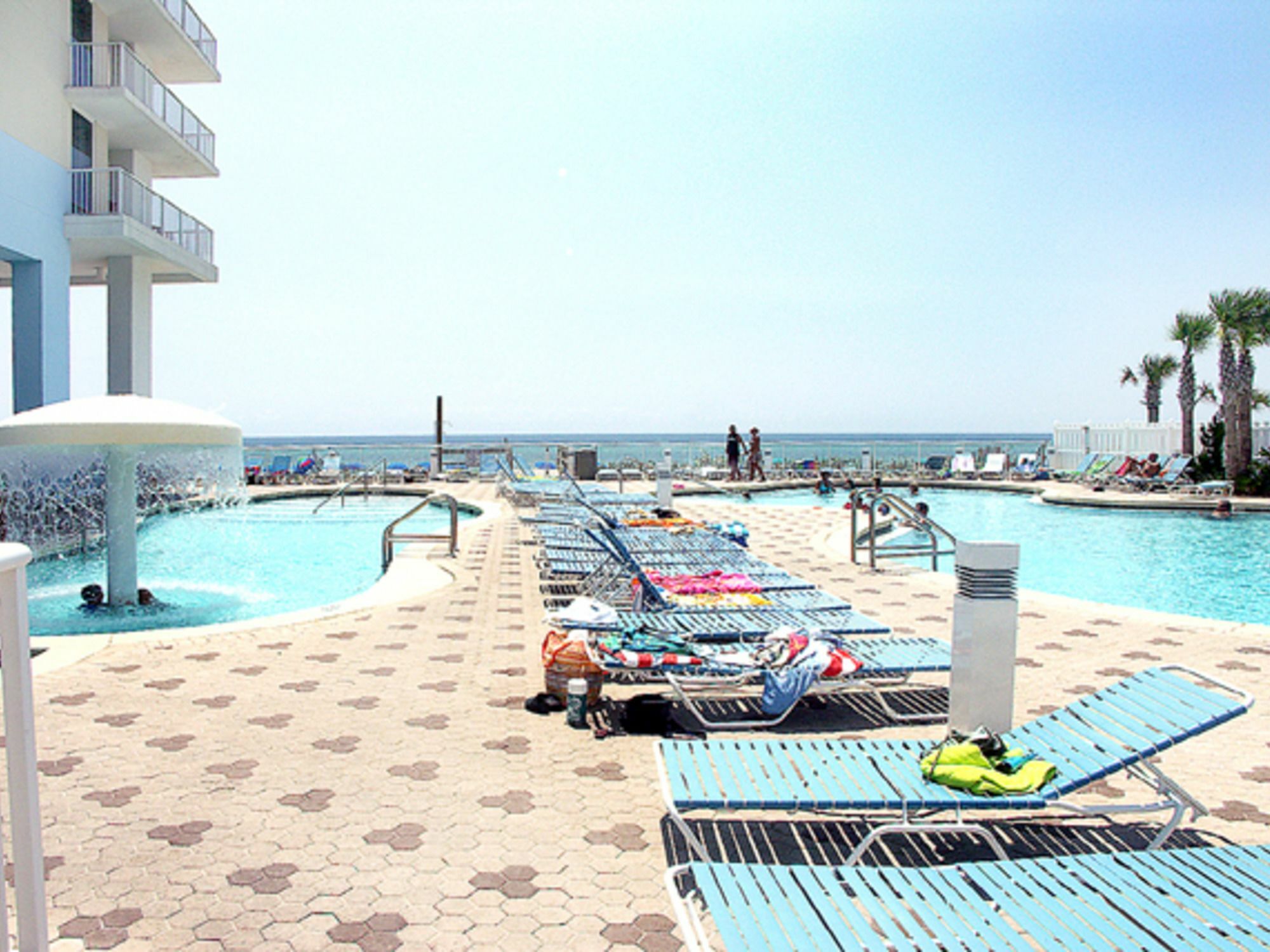 Majestic Tower 1 1705 343913 By Redawning Hotel 3*