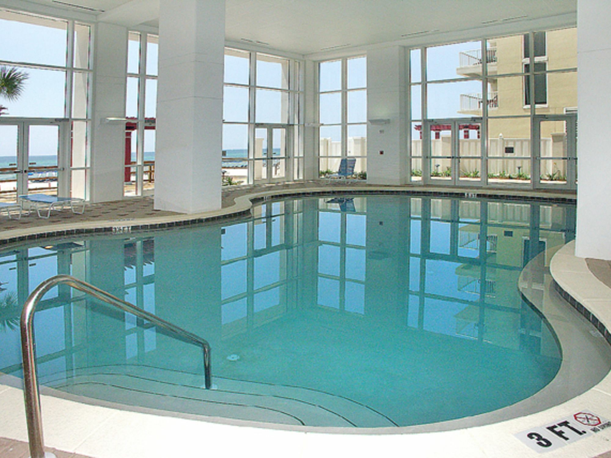 Majestic Tower 1 1705 343913 By Redawning Hotel 3*