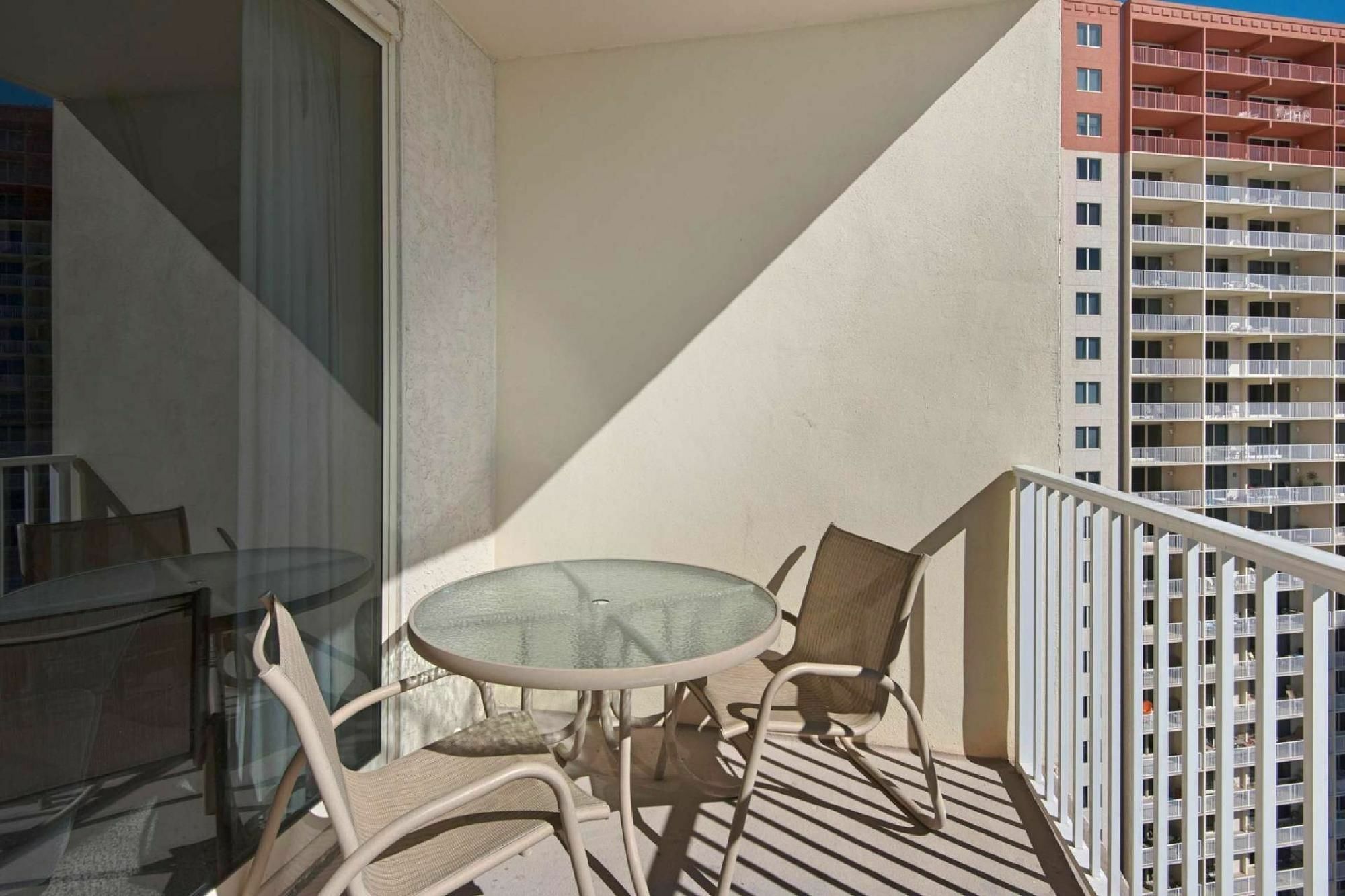 1512 Shores Of Panama 3*