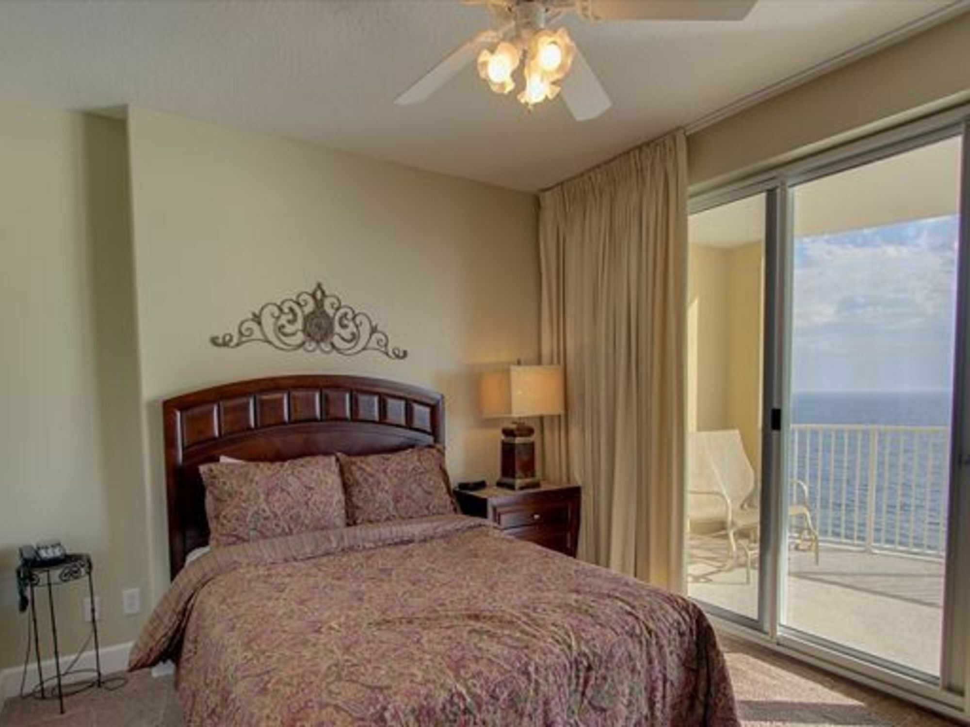 Hotel Ocean 1105 716210 By Redawning 3*