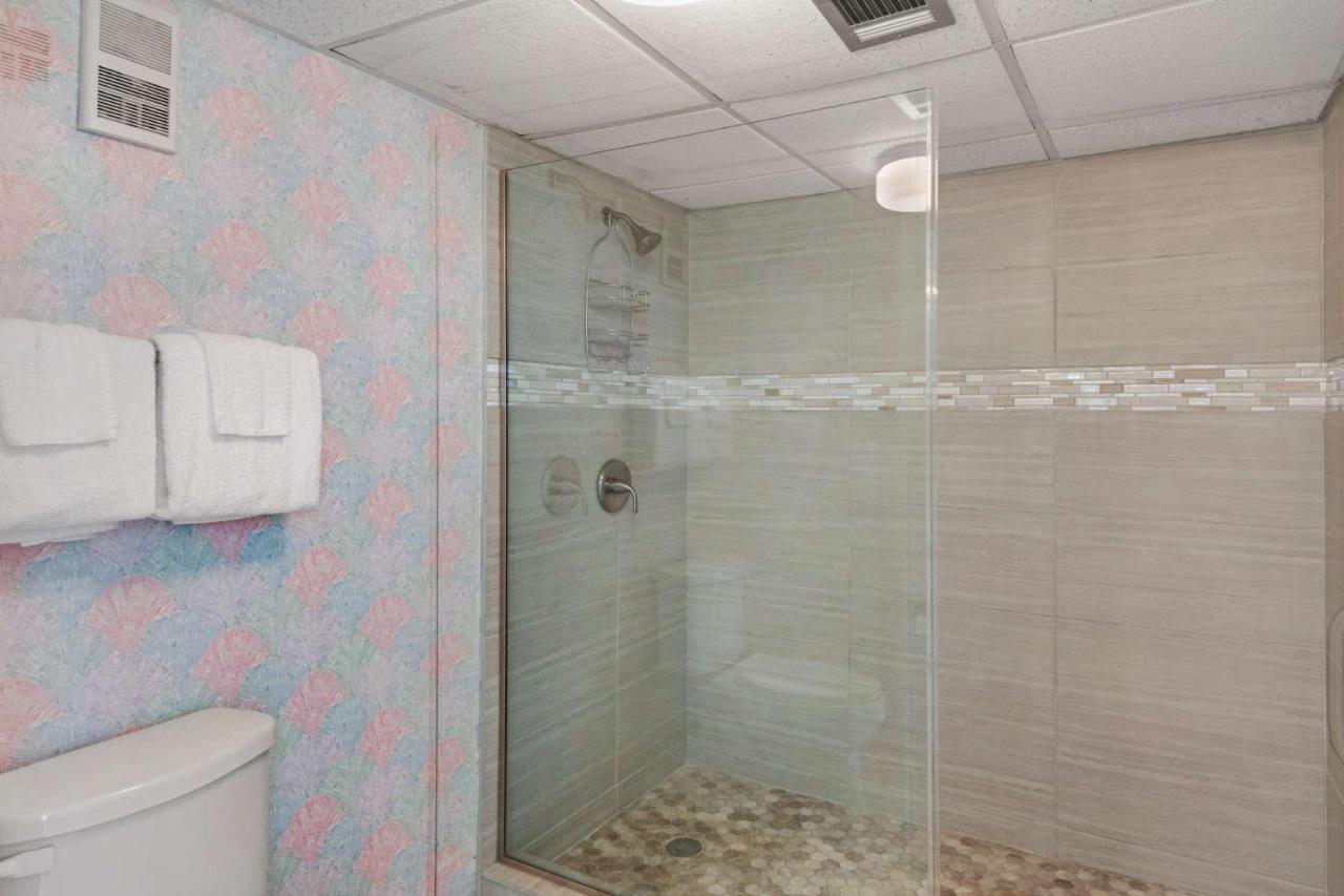811 Edgewater Tower 3 * Panama City Beach