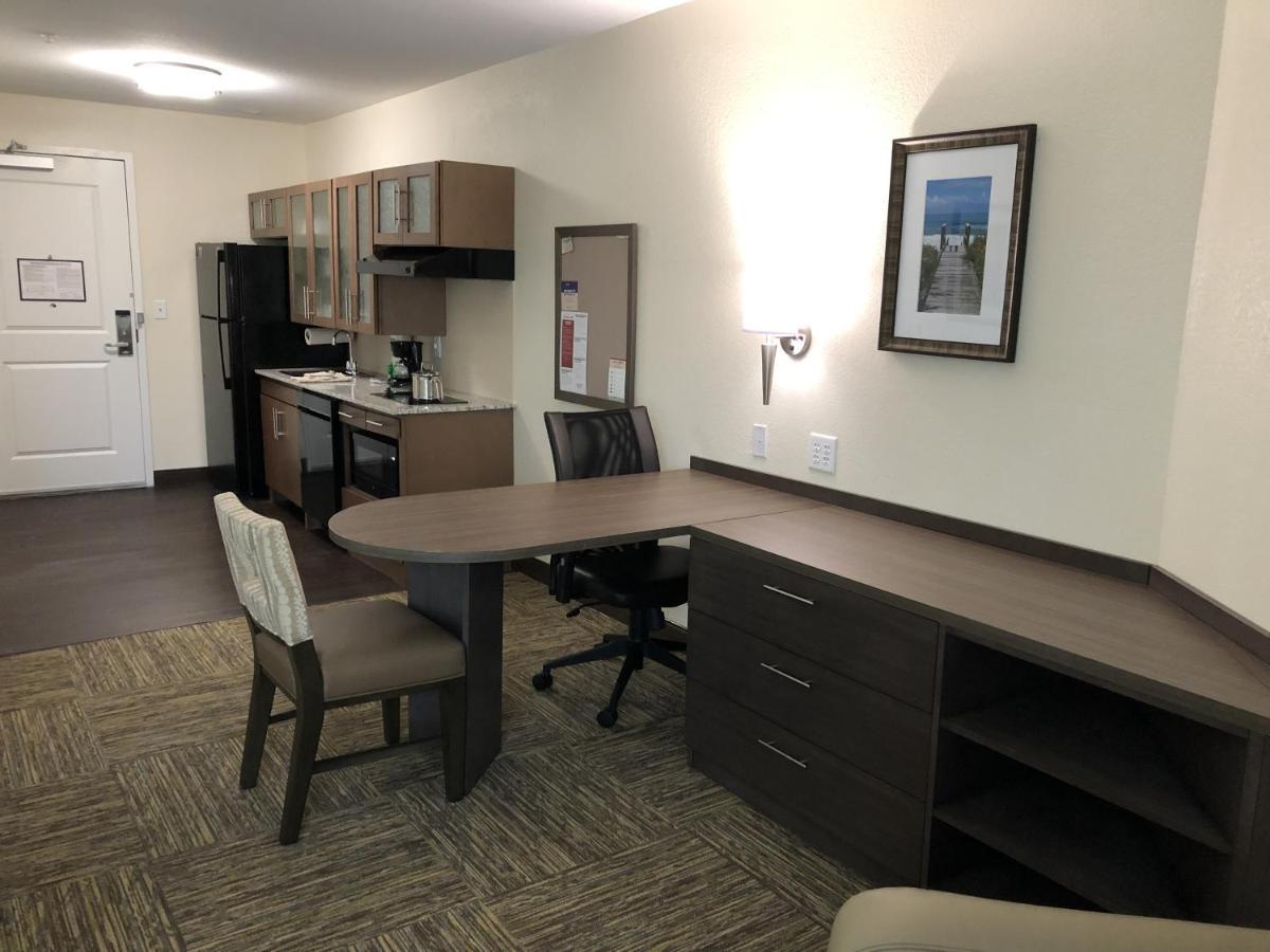 Hotel Candlewood - Panama Pier Park By Ihg