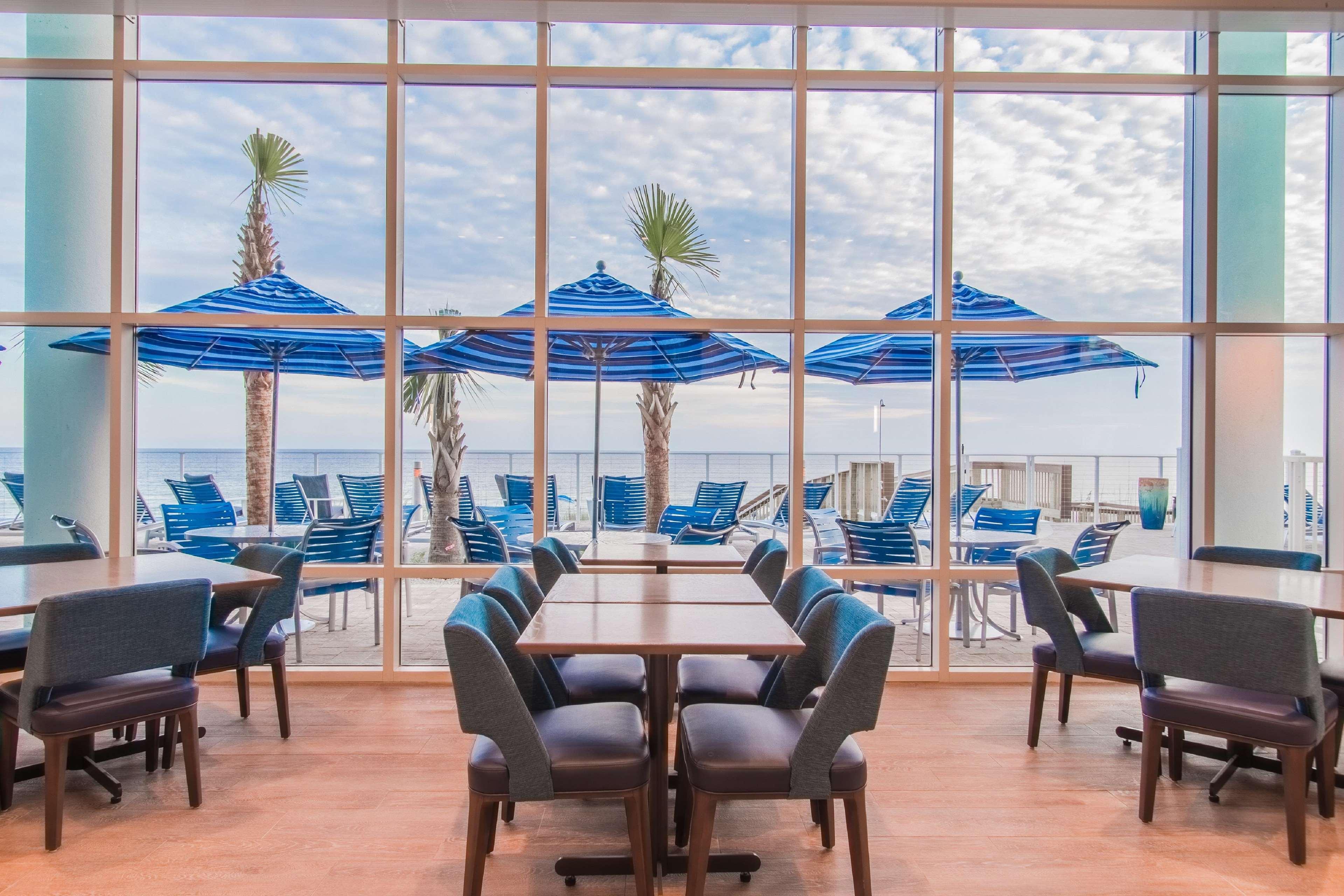 Hotel Hampton & Panama Beach-beachfront 3*