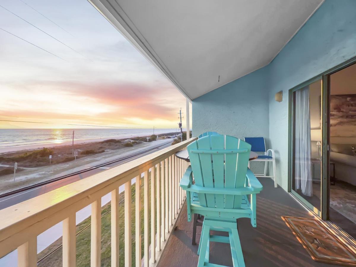 Laguna Lookout Apartment