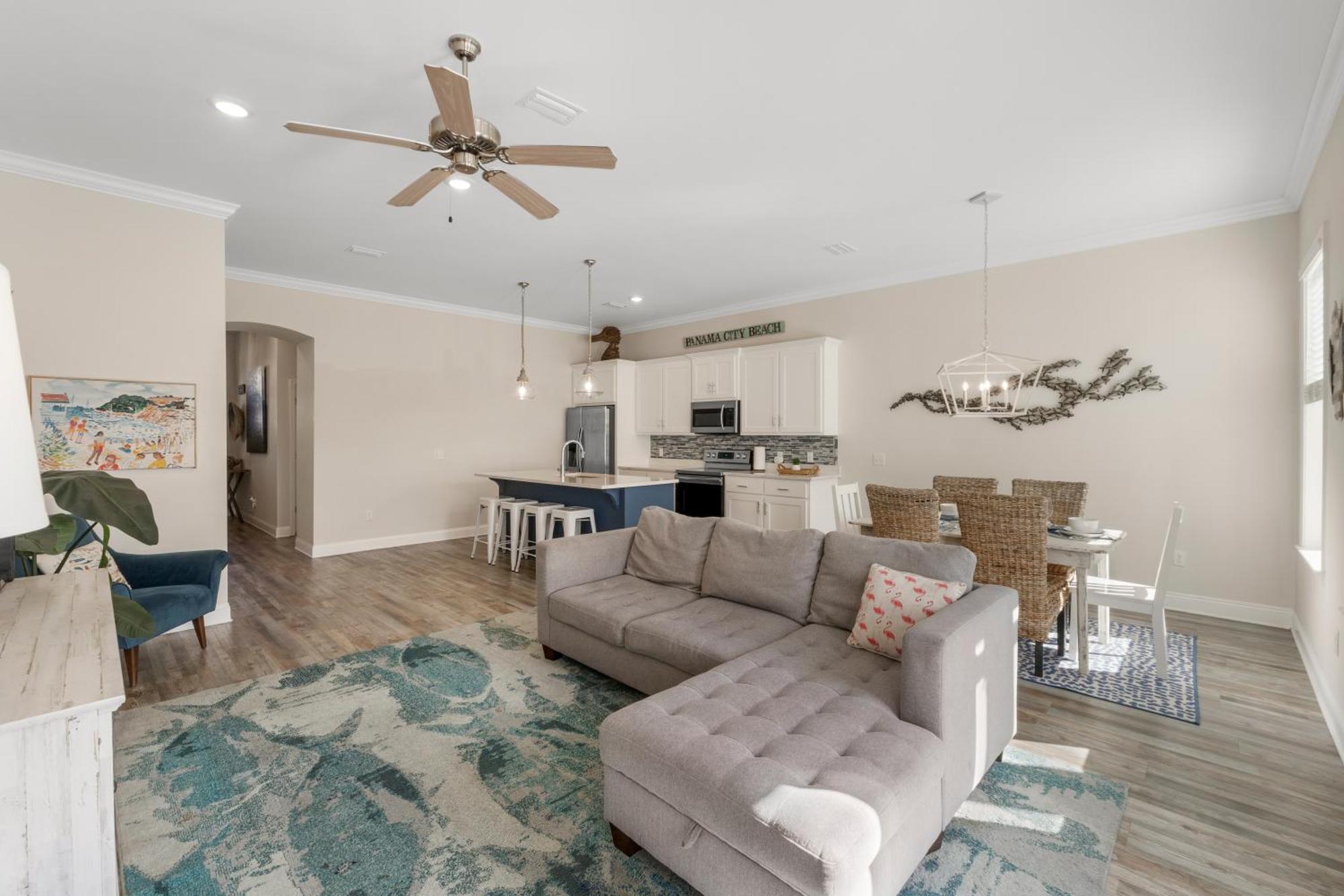 Silver Sands Getaway In Panama - Private Pool, Walk To Beach, Family Friendly Holiday home Panama City Beach