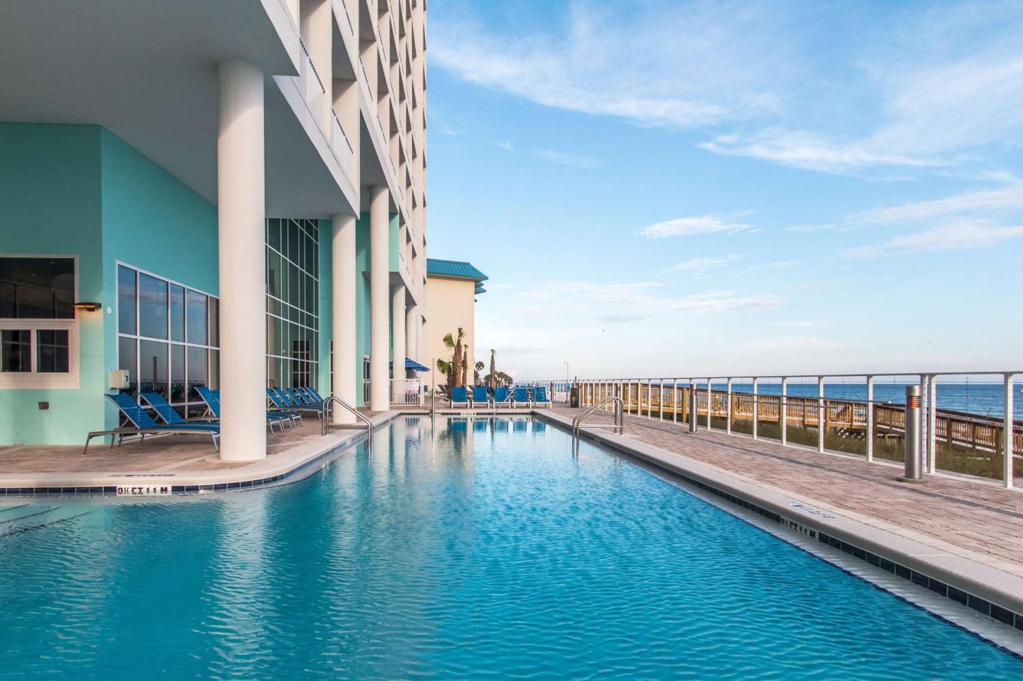 Hotel Hampton & Panama Beach-beachfront 3*