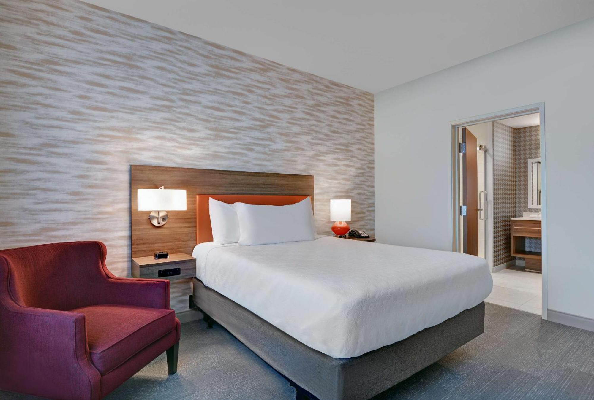 Home2 By Hilton Panama Beach, Fl 3*