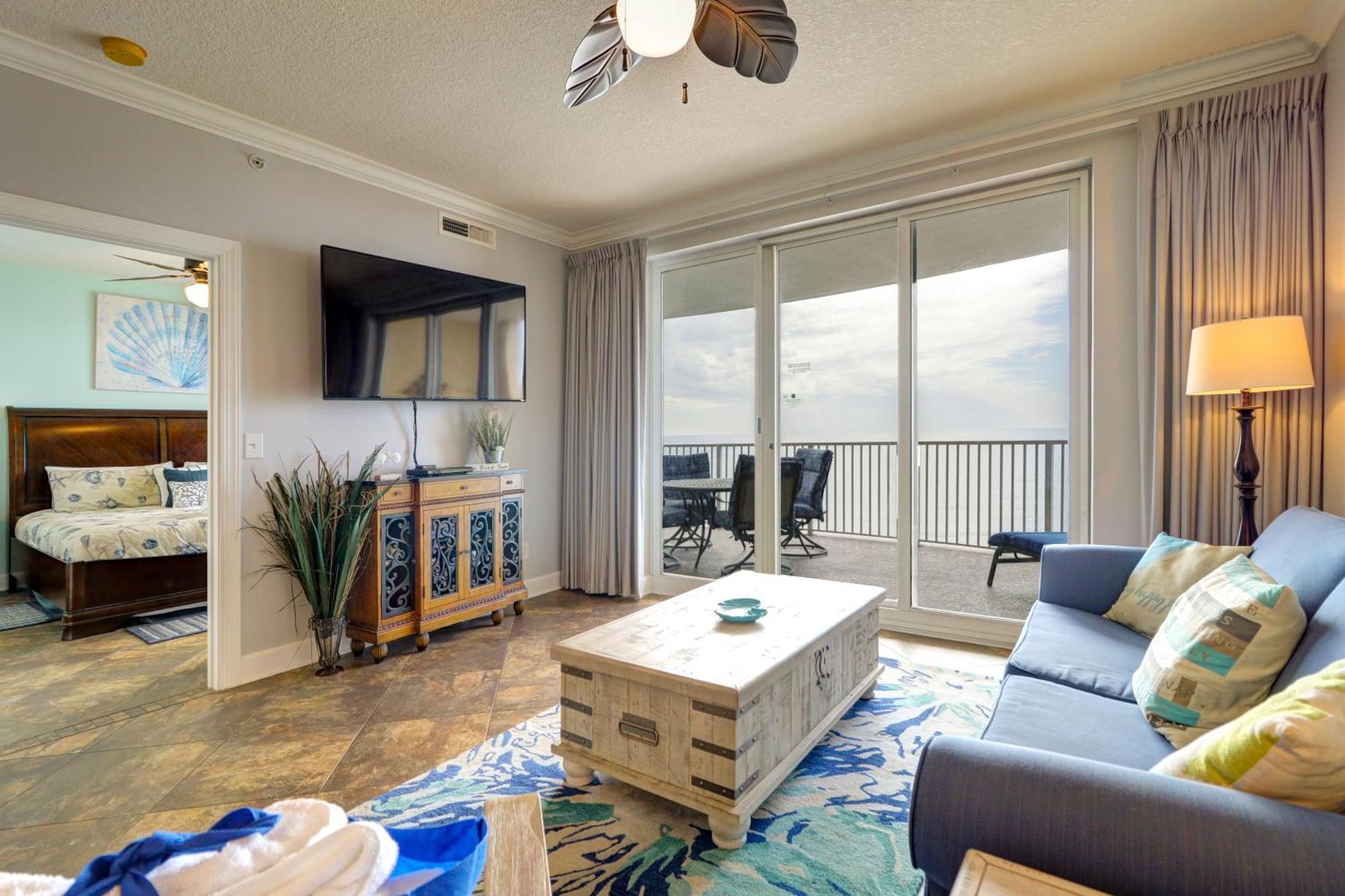 Holiday home Luxurious Ocean - Gulf Front Paradise With Views! Panama City Beach