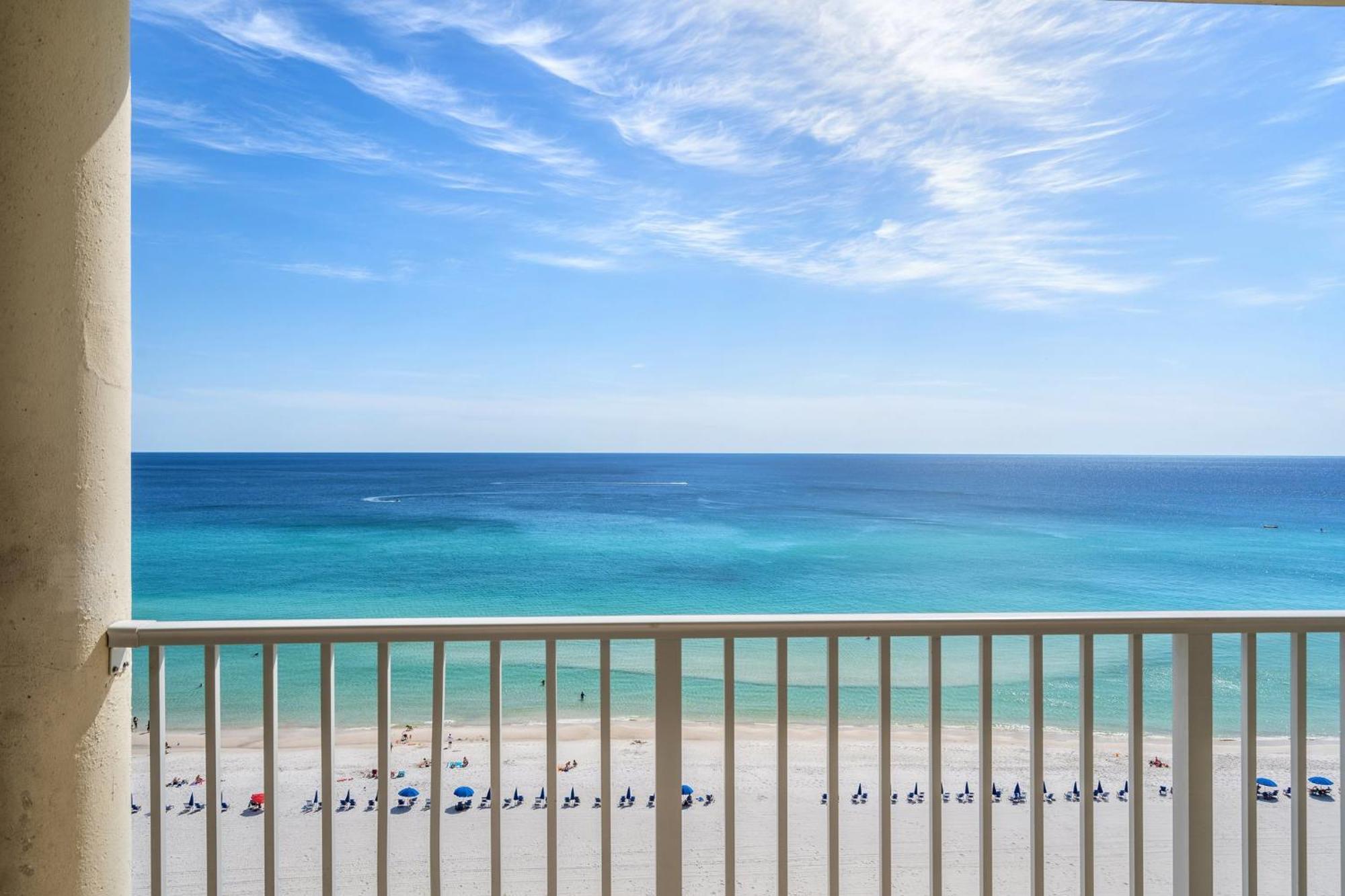 Beautiful Long Unit 1-1206! Two Gulf Masters! Holiday home *