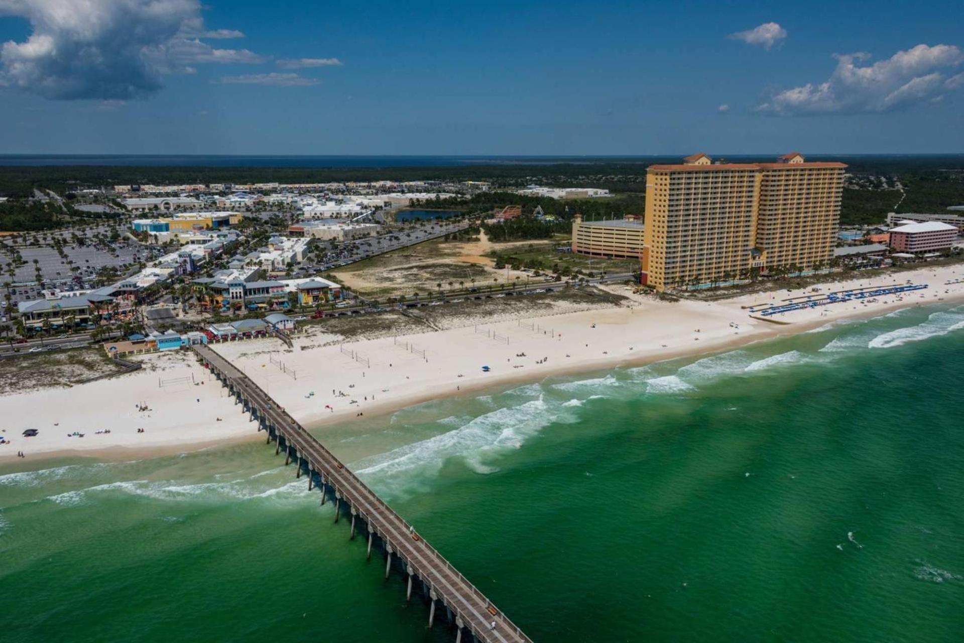 Commodore 201 Panama City Beach
