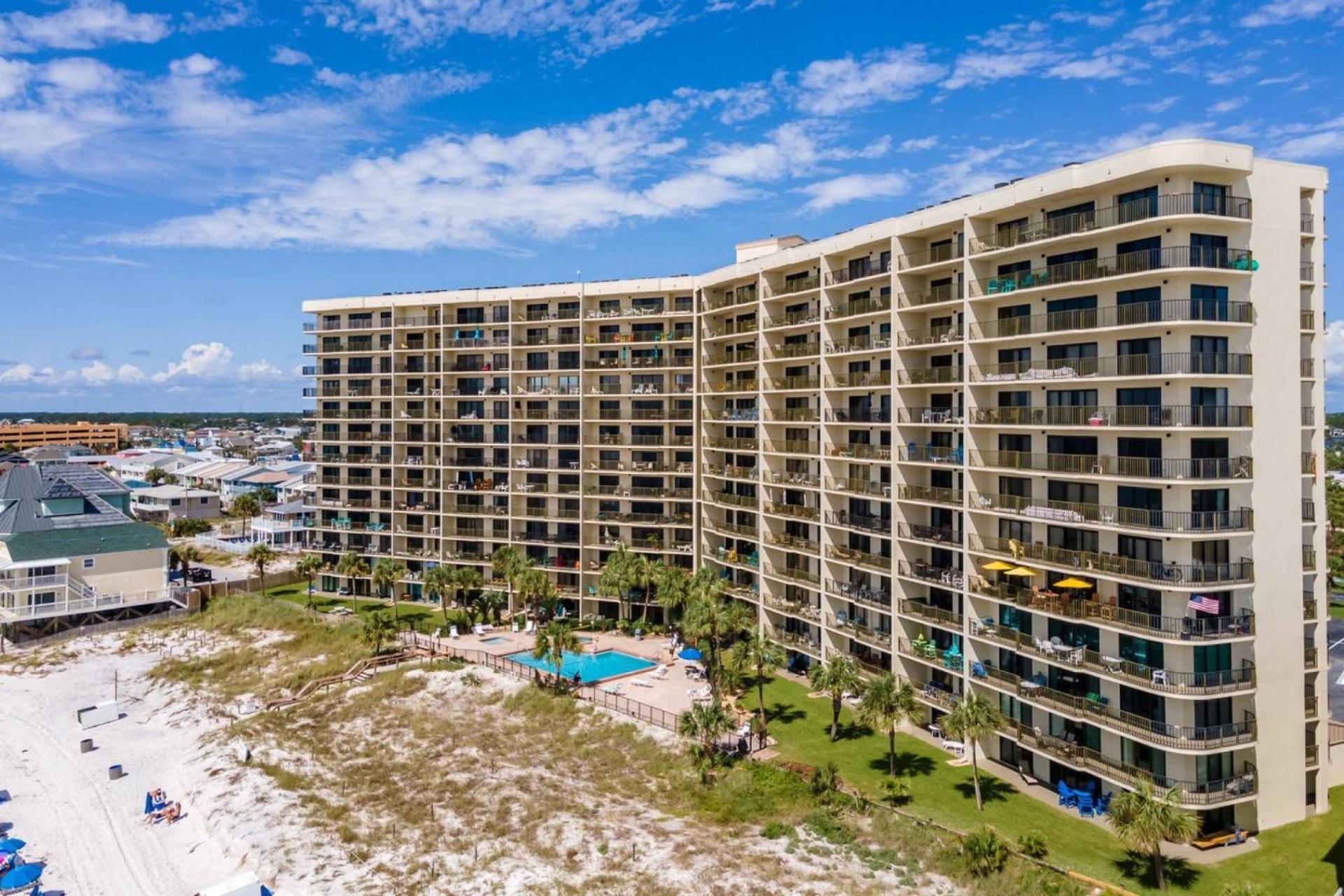 Commodore 201 Panama City Beach