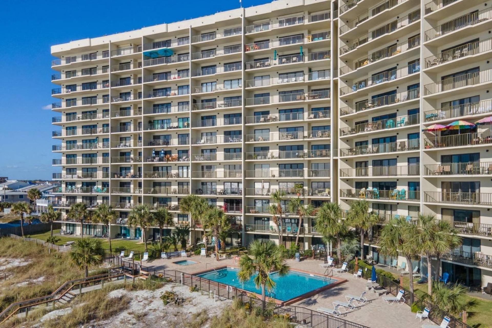 Commodore 201 * Panama City Beach