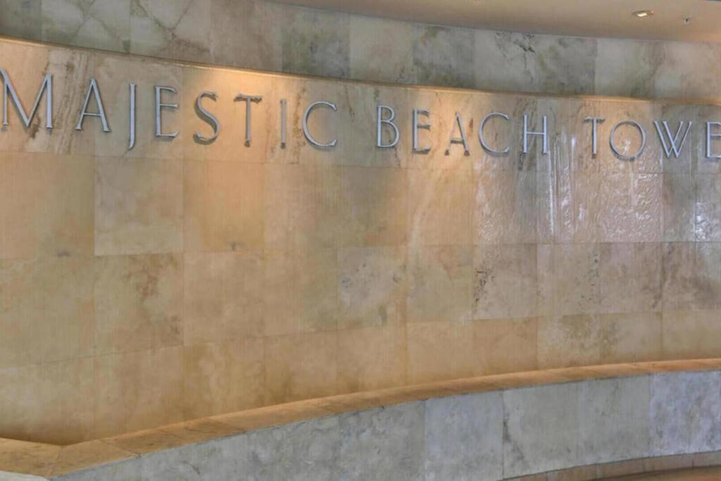 Beachfront #712 At Majestic *