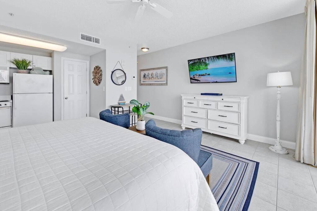 Apartment Beachfront #712 At Majestic *