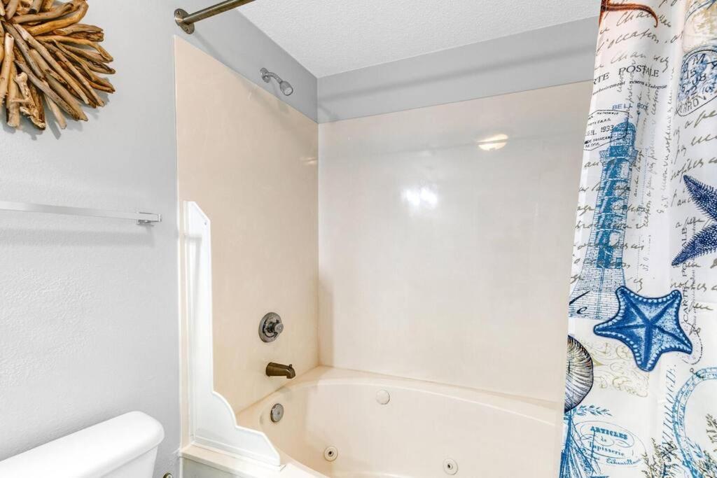 Beachfront #712 At Majestic Apartment *