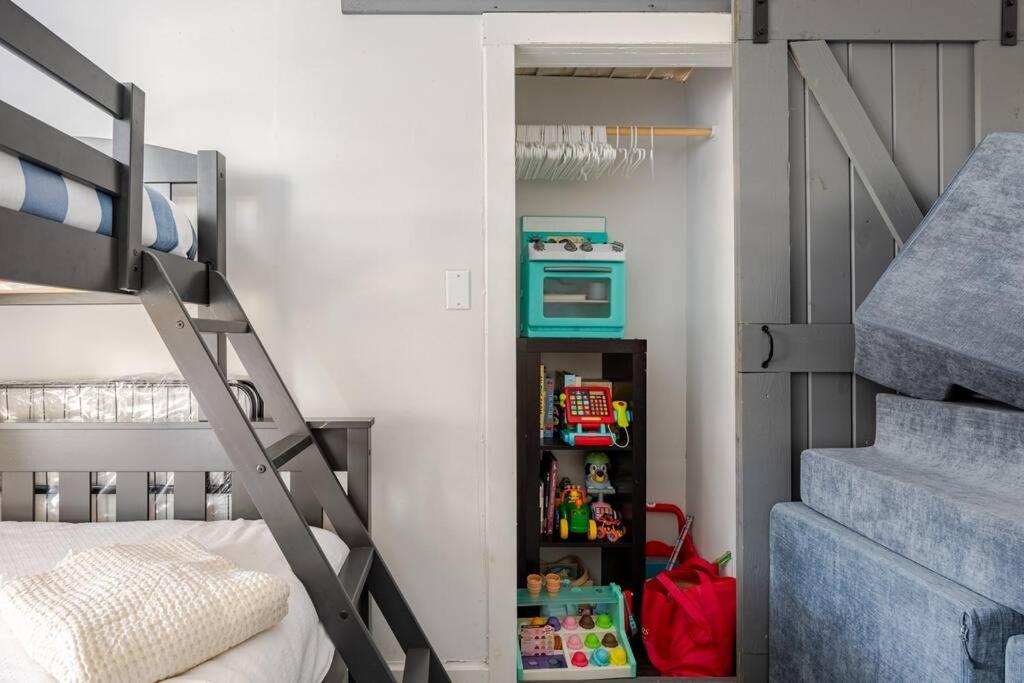 Fun-filled With Pool, Near Beach, Pets Welcome! Panama City Beach