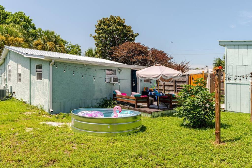 Fun-filled With Pool, Near Beach, Pets Welcome! *