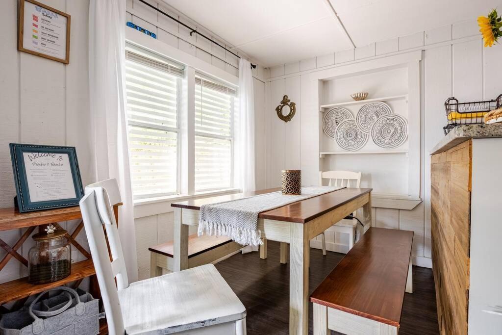Fun-filled With Pool, Near Beach, Pets Welcome! Holiday home Panama City Beach