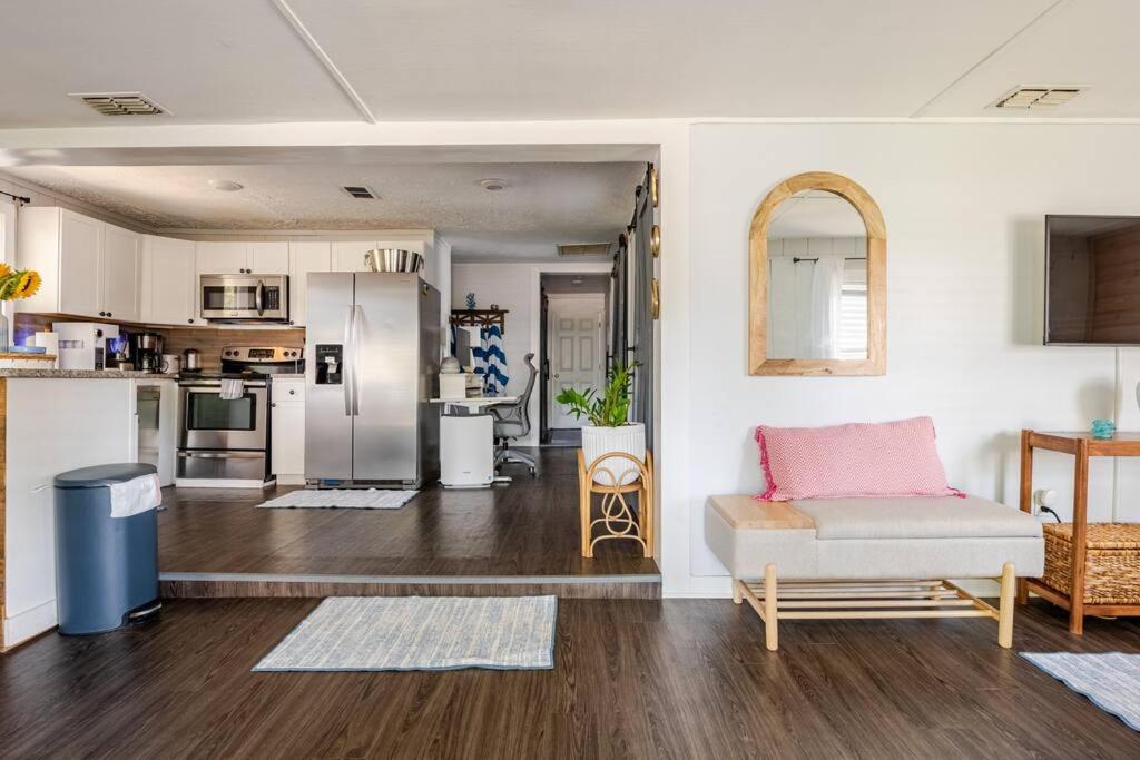 Fun-filled With Pool, Near Beach, Pets Welcome! Panama City Beach