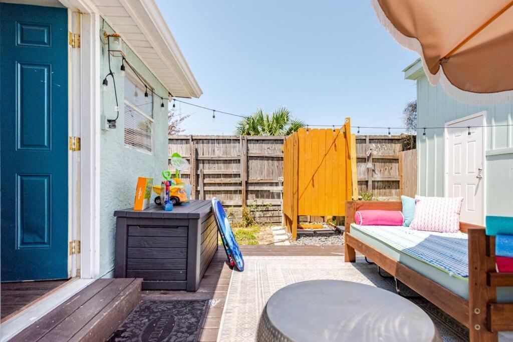 Fun-filled With Pool, Near Beach, Pets Welcome! Holiday home *