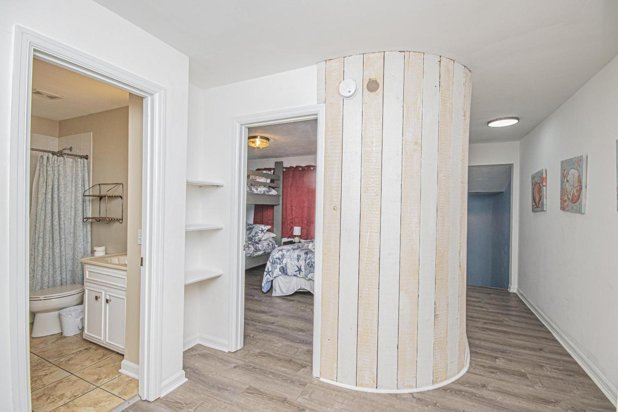 Dolphins Point - West End - Sleeps 12! Panama City Beach