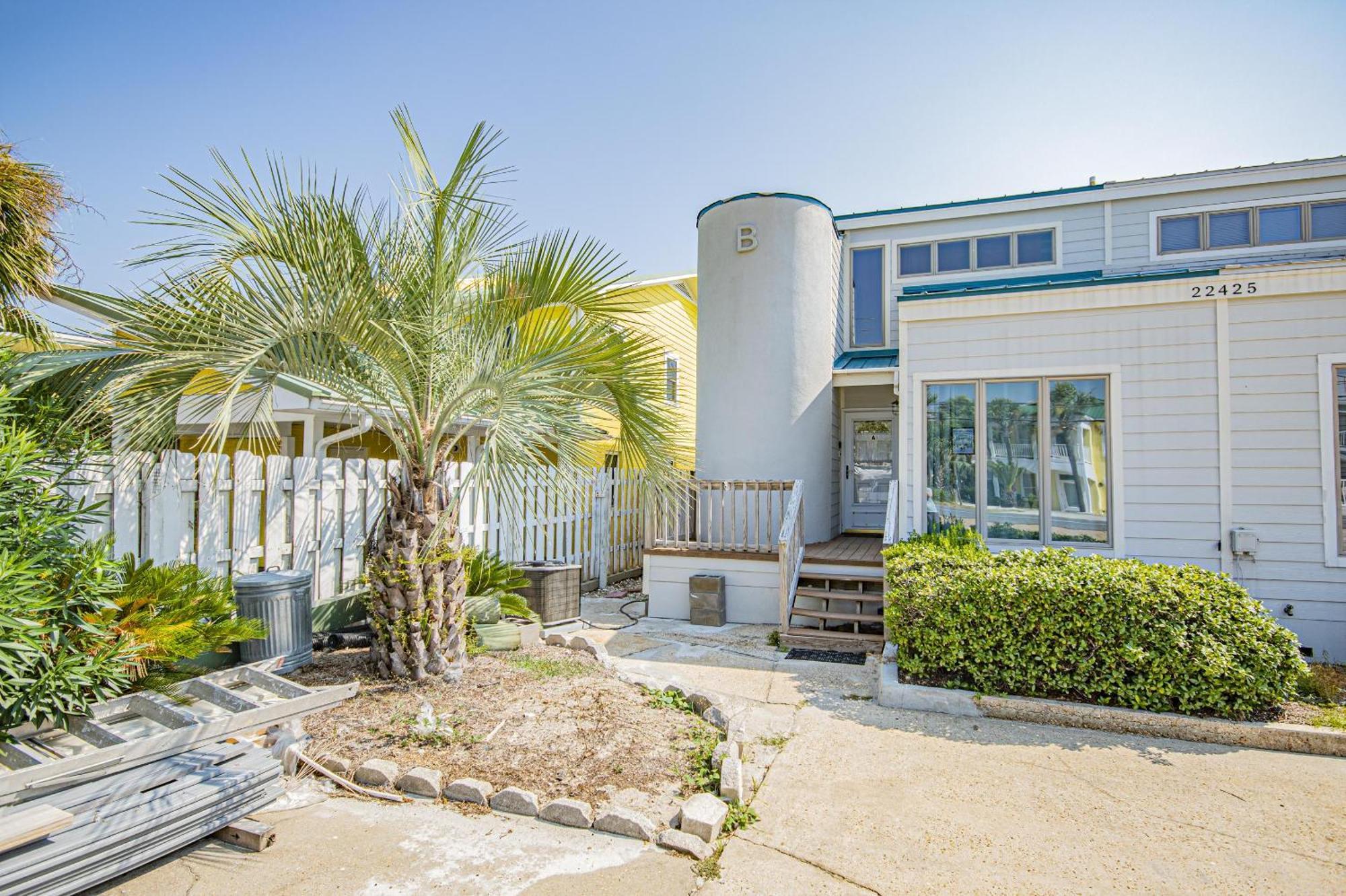 Dolphins Point - West End - Sleeps 12!