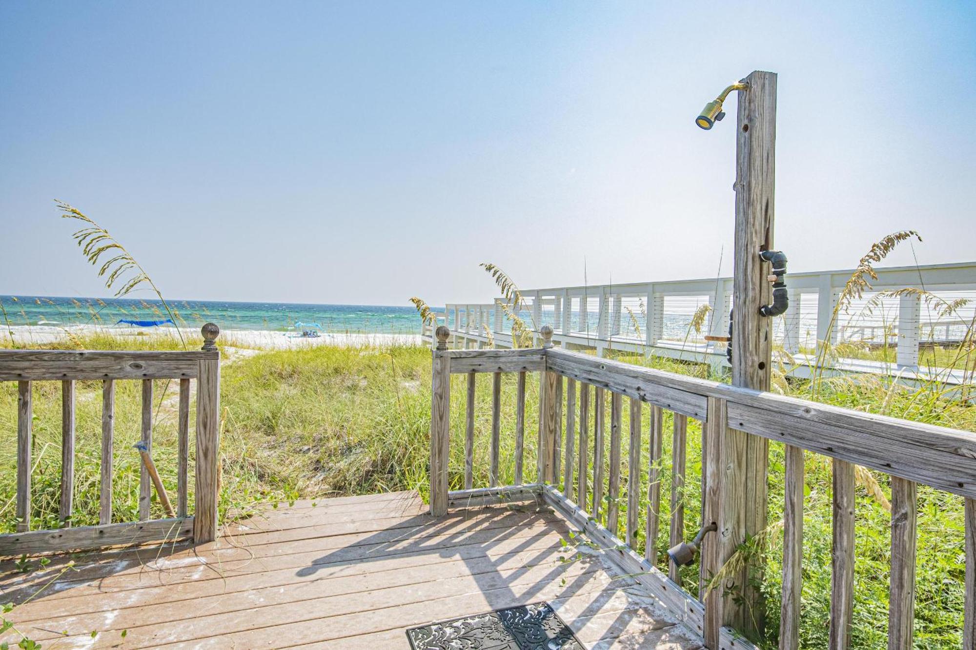 Holiday home Dolphins Point - West End - Sleeps 12! *