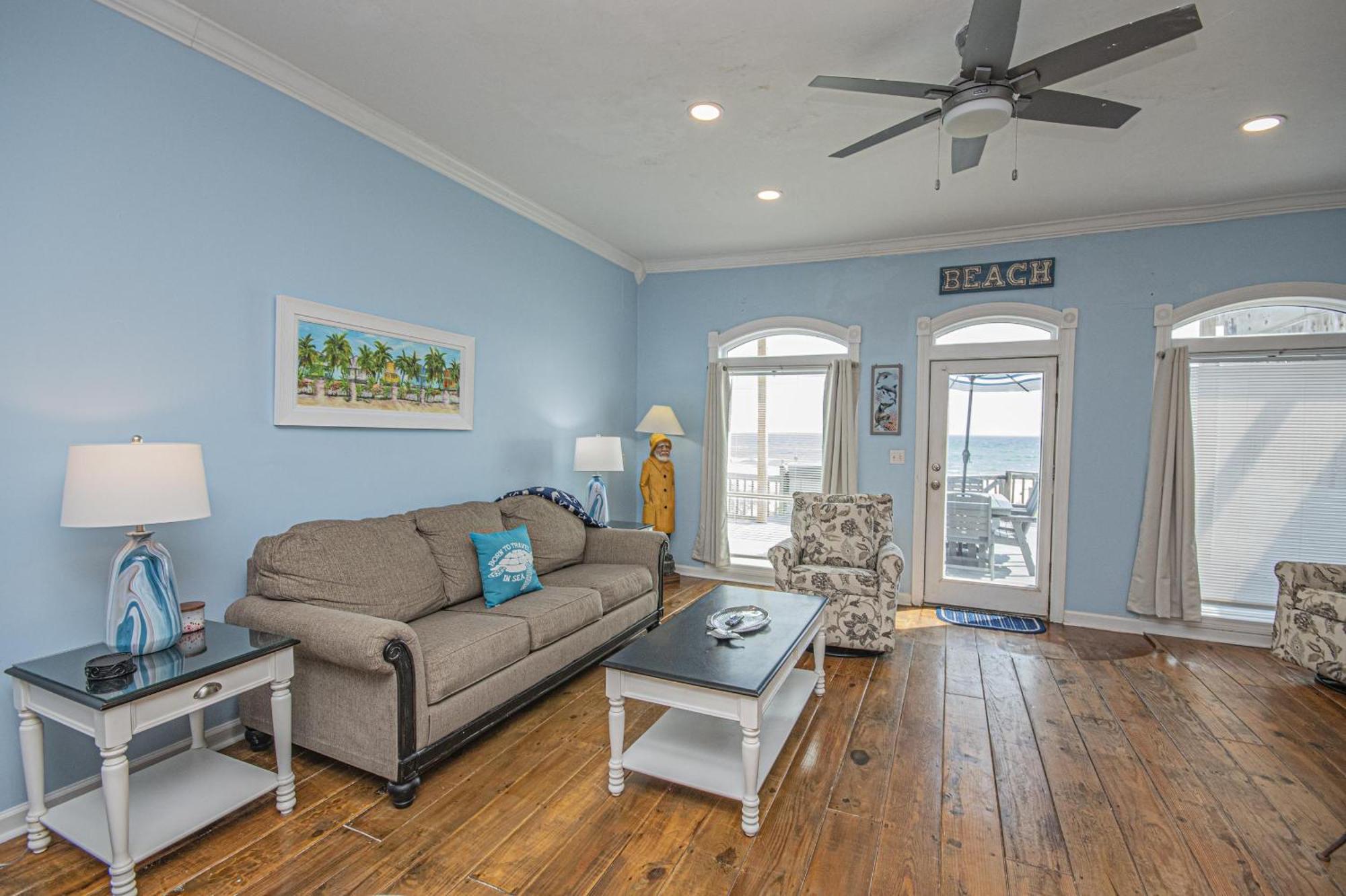 Dolphins Point - West End - Sleeps 12! *