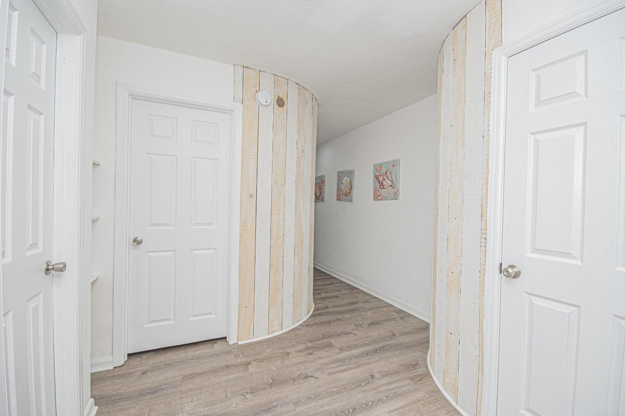 Dolphins Point - West End - Sleeps 12!