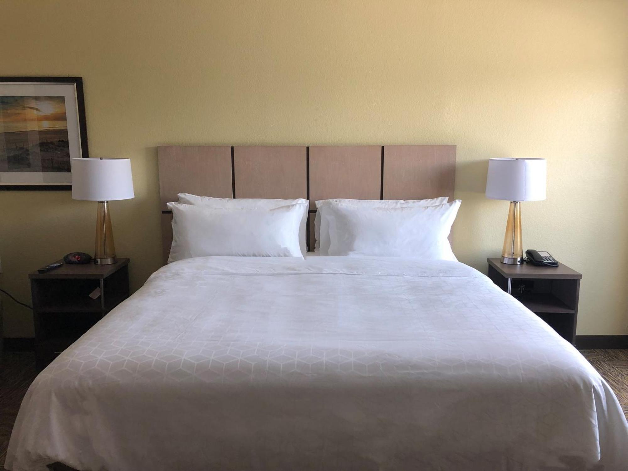 Hotel Candlewood - Panama Pier Park By Ihg 3*