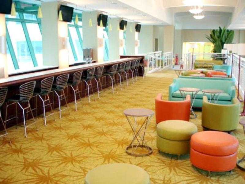 Emerald 830 Apartment *