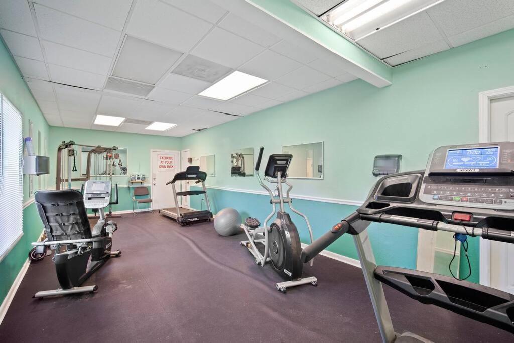 Across From West End Beach! Pet Friendly! Apartment