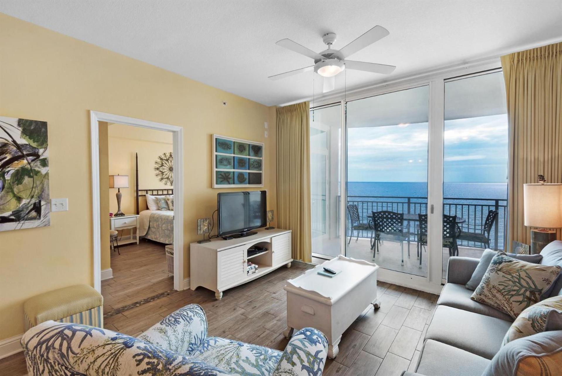 Aqua 706 Holiday home
