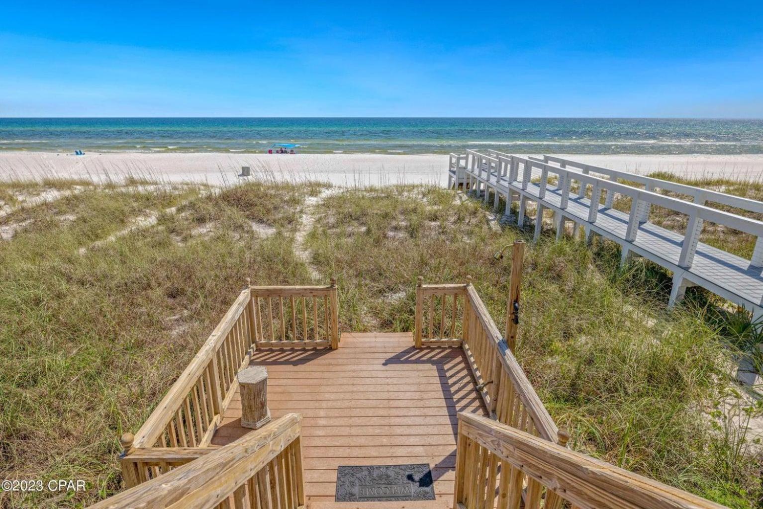 Holiday home Dolphins Point - West End - Sleeps 12! *