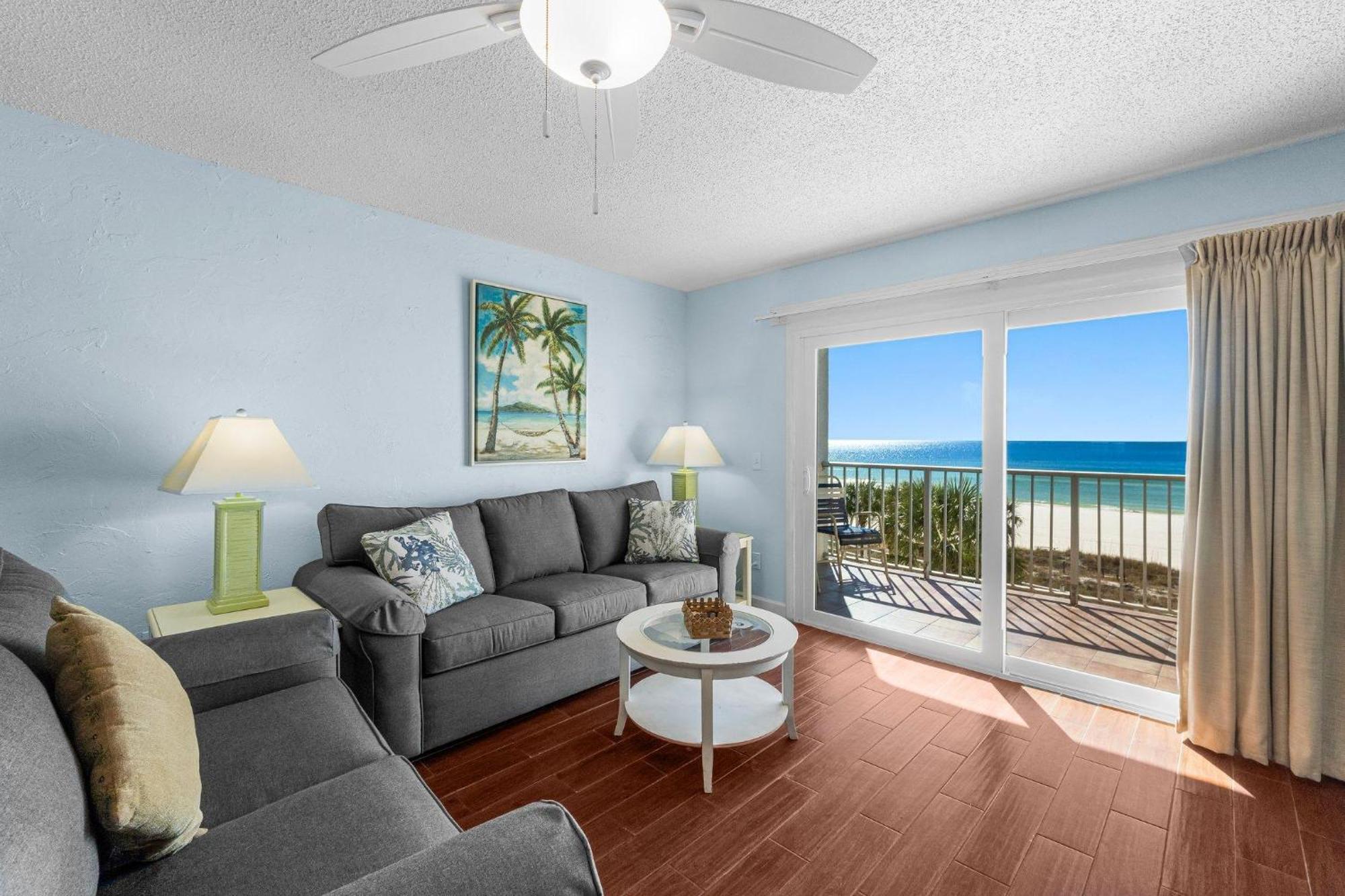 Holiday home The Summit 408