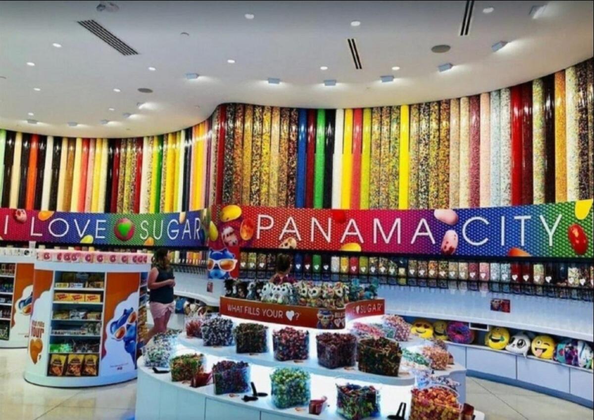 Grand Panama 207 *