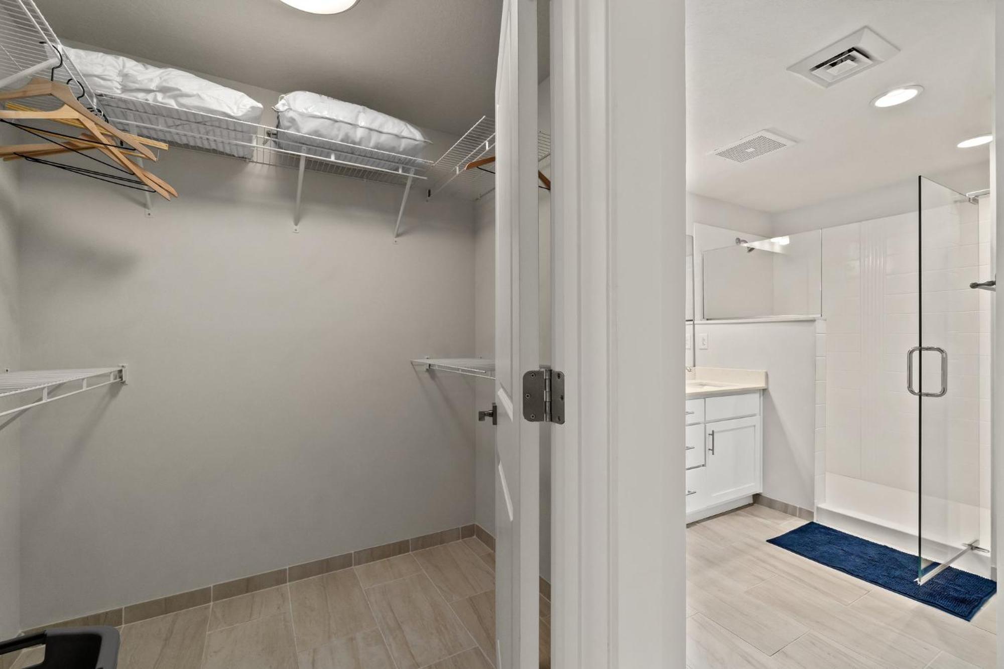 Apartment New Calypso Corner Unit Sleeps 8! By Dolce Getaways Pcb