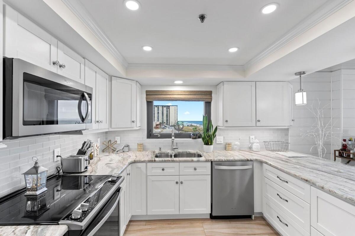 Watercrest 401 Amazing Wrap Around Balcony Apartment